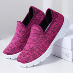 Women's Summer New Shoes for Delivery: Old Beijing Cloth Shoes with Soft Soles for Walking, Unisex Slip-On Casual Shoes for Elderly