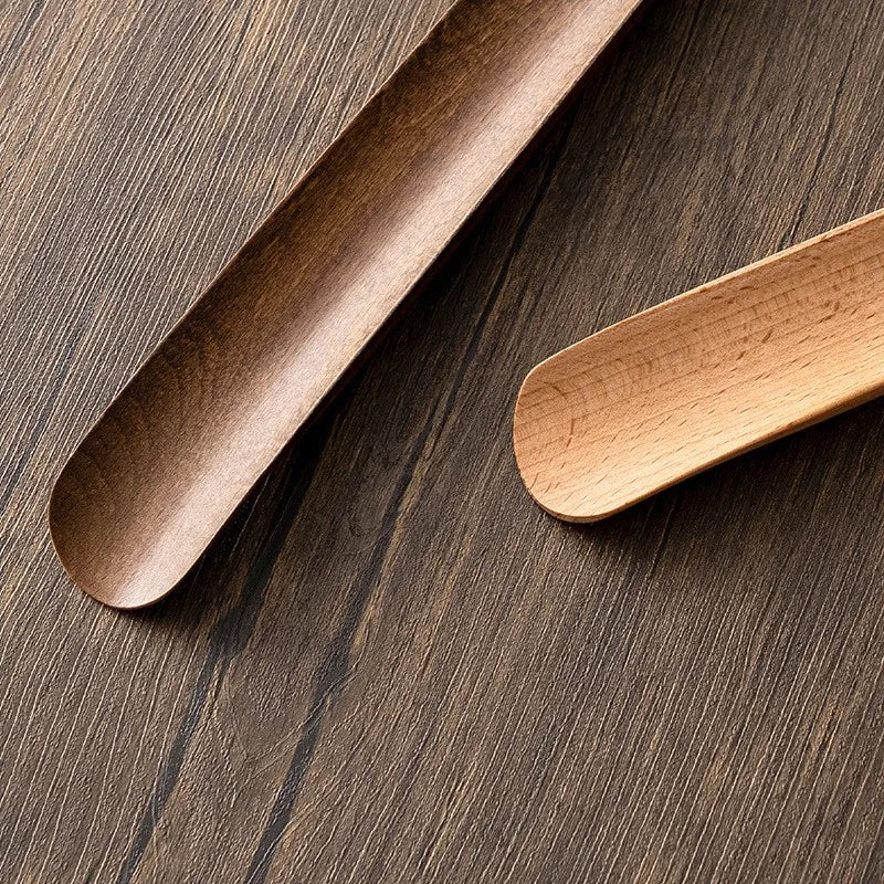 Premium Beech Wood Magnetic Shoe Horn 55cm - Luxury Design, Magnetic Adsorption, Ideal for Elderly, Pregnant, Home Use