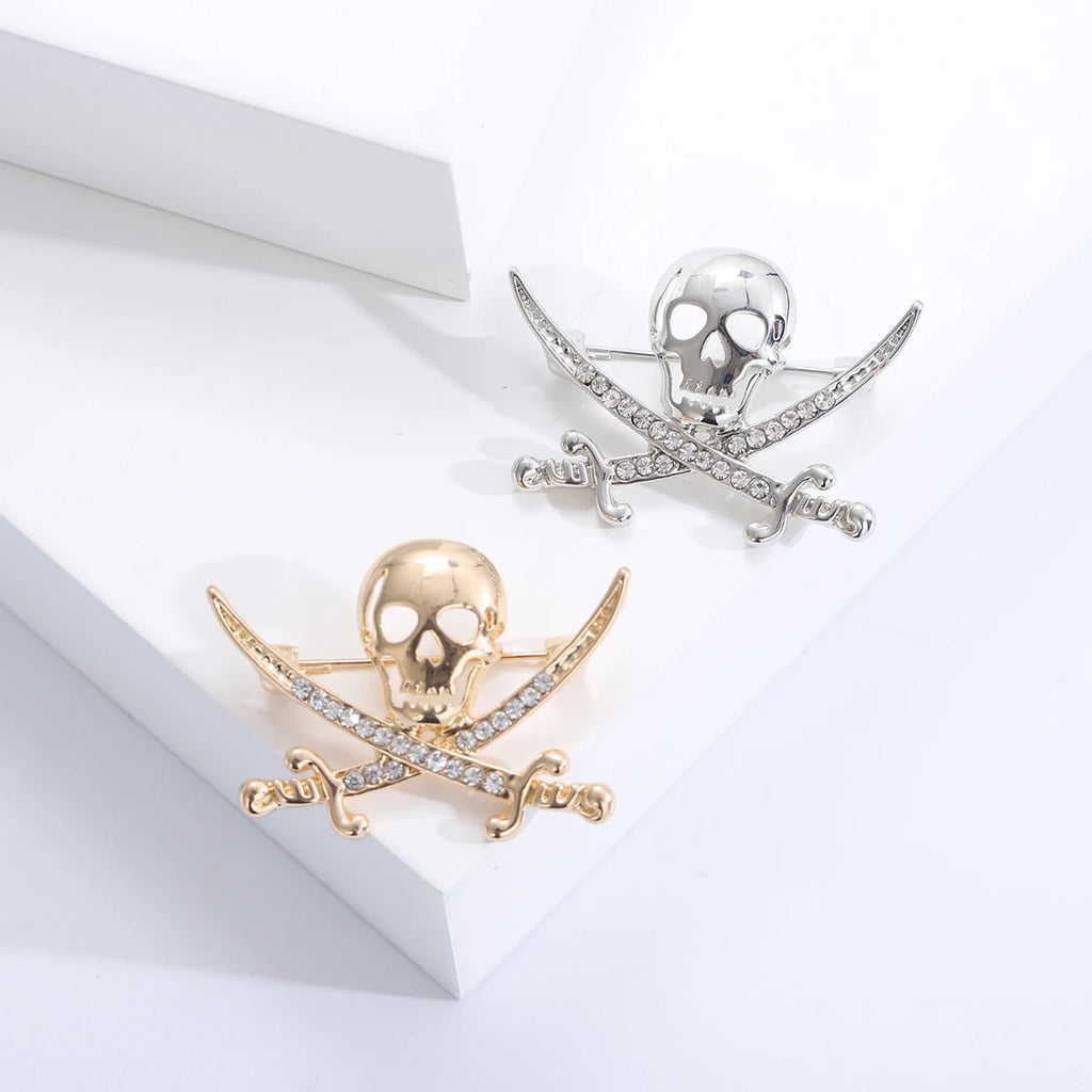 Rhinestone Skull Brooches for Women Unisex Metal Skull Pin Skull Lapel Pins Banquet Party Backpack Gifts Jewelry Accessories