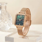 Casual, fashionable, retro, and simple quartz watches are suitable for daily wear