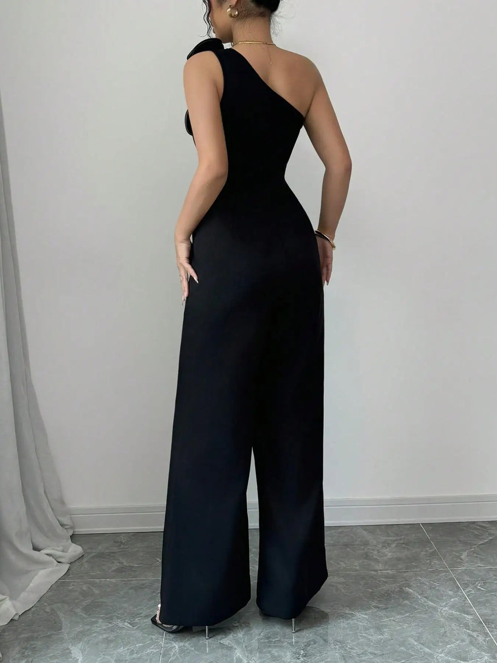 Elegant Women's Bodycon Jumpsuit, Sleeveless Backless Design, High Waist Ruched Detailing, Perfect for Parties & Events