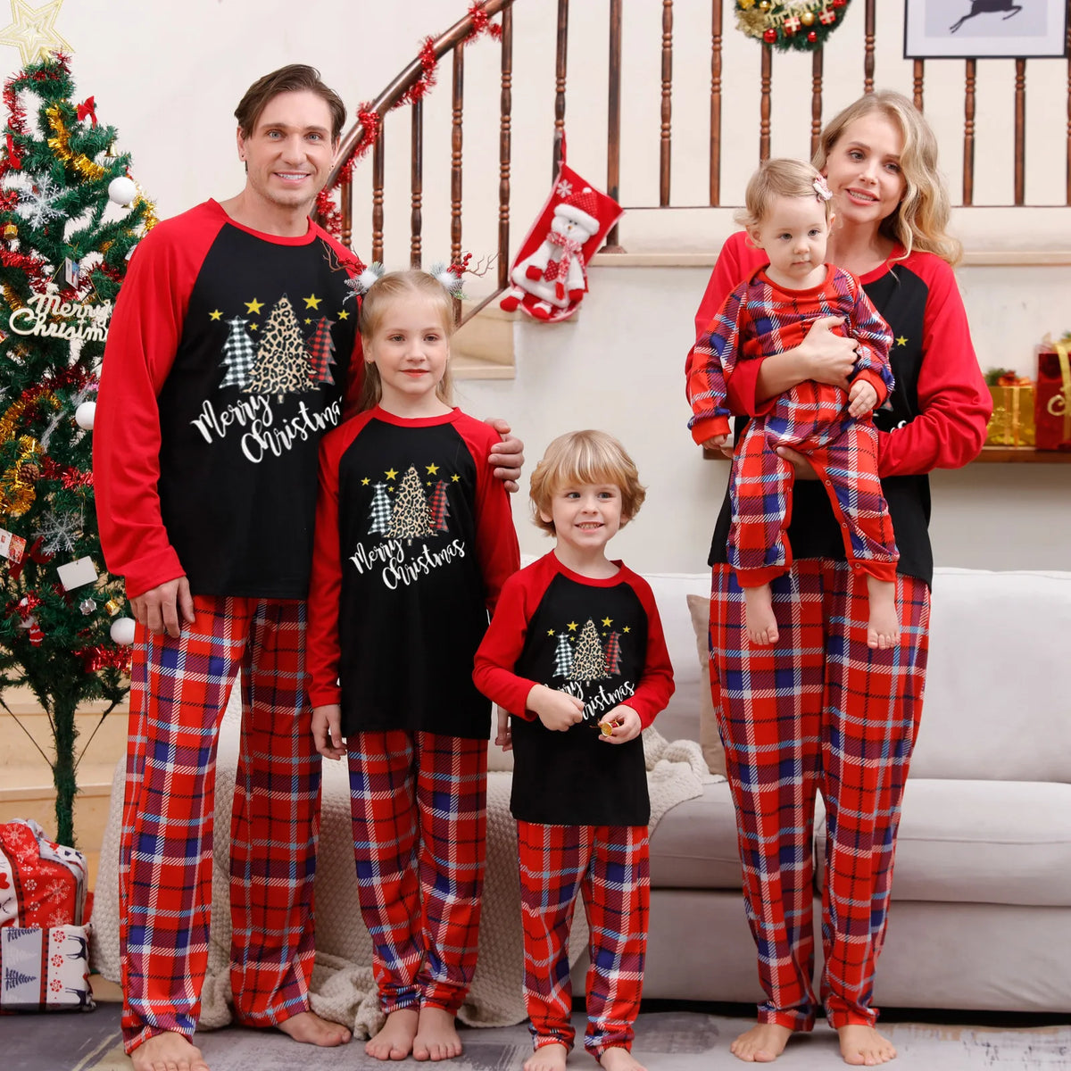 Christmas Family Matching Outfits Mom Dad Kids 2 Pieces Pajamas Set Baby Rompers Casual Loose Sleepwear Xmas Family Look Pyjamas