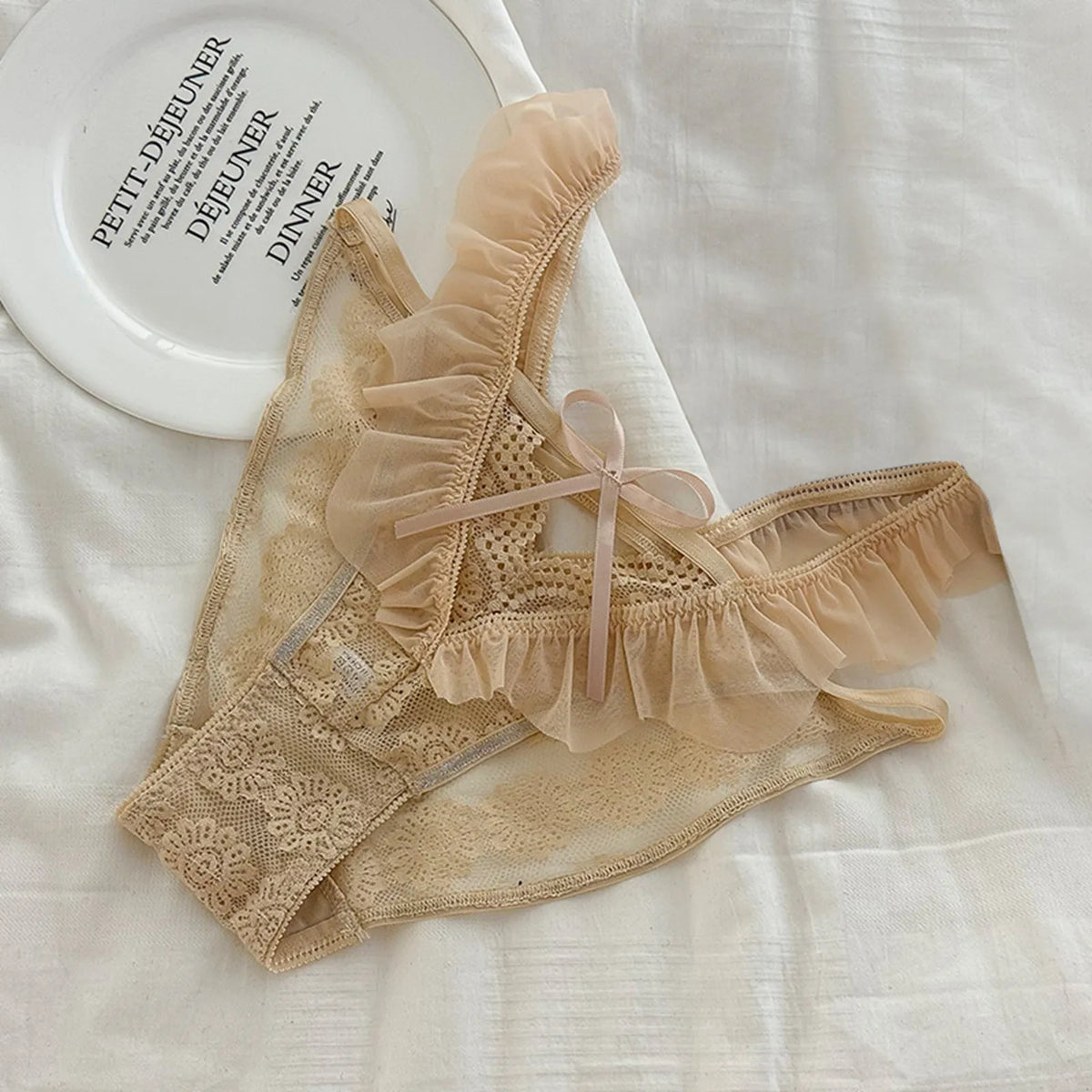 Sexy Lace Underwear Women'S Pure Desire Ruffle Edge Thin Traceless Womens Panties Triangle Pants Thin Lightweight Panties