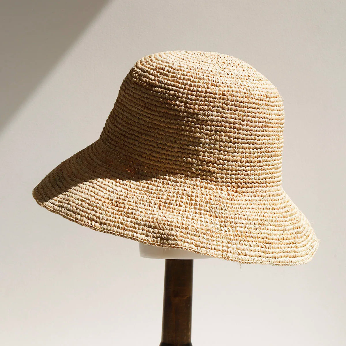 2026 new Raffia Straw Bucket Hat Women Summer Bikini Beach Hat Female Korean Travel Sun Protection Breathable Fisherman Hat