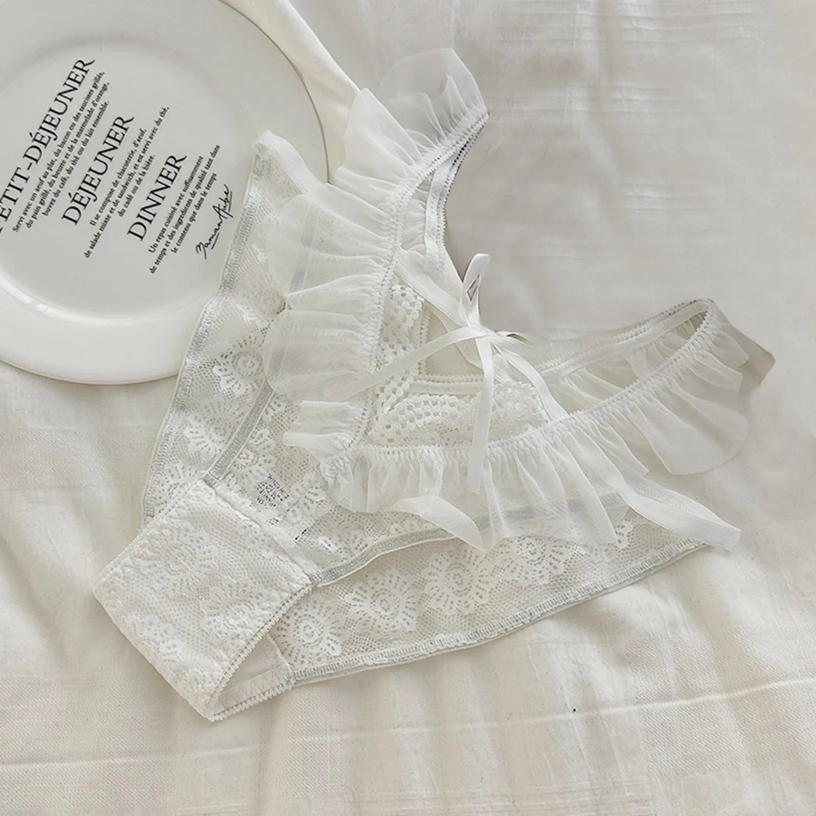 Sexy Lace Underwear Women'S Pure Desire Ruffle Edge Thin Traceless Womens Panties Triangle Pants Thin Lightweight Panties