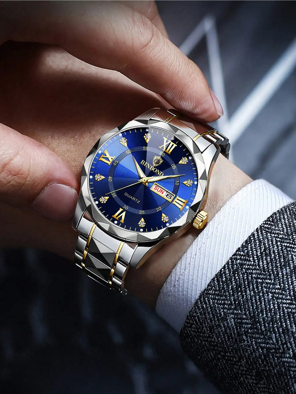 BINBOND 2pcs/Set Couple Watches Fashion Diamond Valentine Day Gift Stainless Steel Watch Men Women 30M Waterproof Quartz Watch