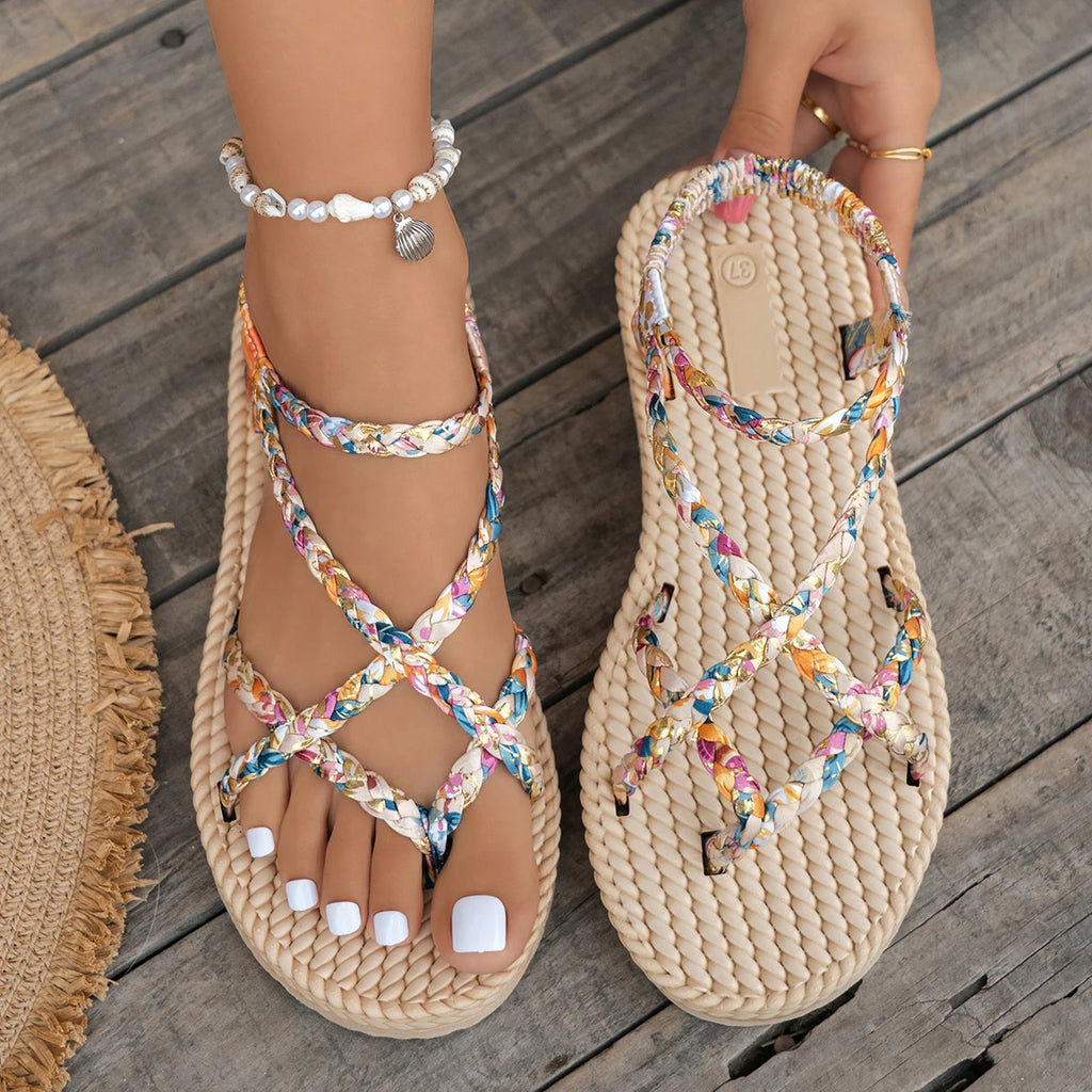 Women Flat Sandals Fashionable Lightweight Sandals Large Size Beach Shoes for Women Summer New Round Head Comfortable Shoes