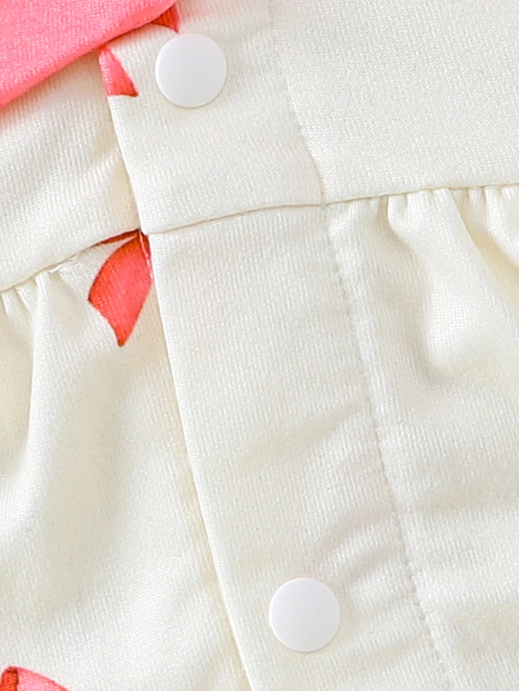 【Baby Girl Bowknot Romper】Autumn & Winter Style: Cream Base with Fuchsia Bowknot Print, featuring a doll collar and large bowkno