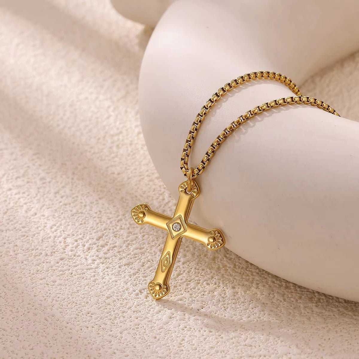 Stainless Steel Cross Pendent Necklaces for Women Men Gold Color Religion Clavicle Chains Necklaces 2026 Trend Jewelry Wholesale