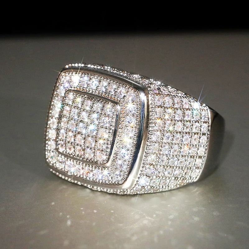 Huitan Sparkling Women Rings for Wedding Engagement Accessories Luxury Silver Color Full Bling Iced Out Gorgeous Female Jewlery