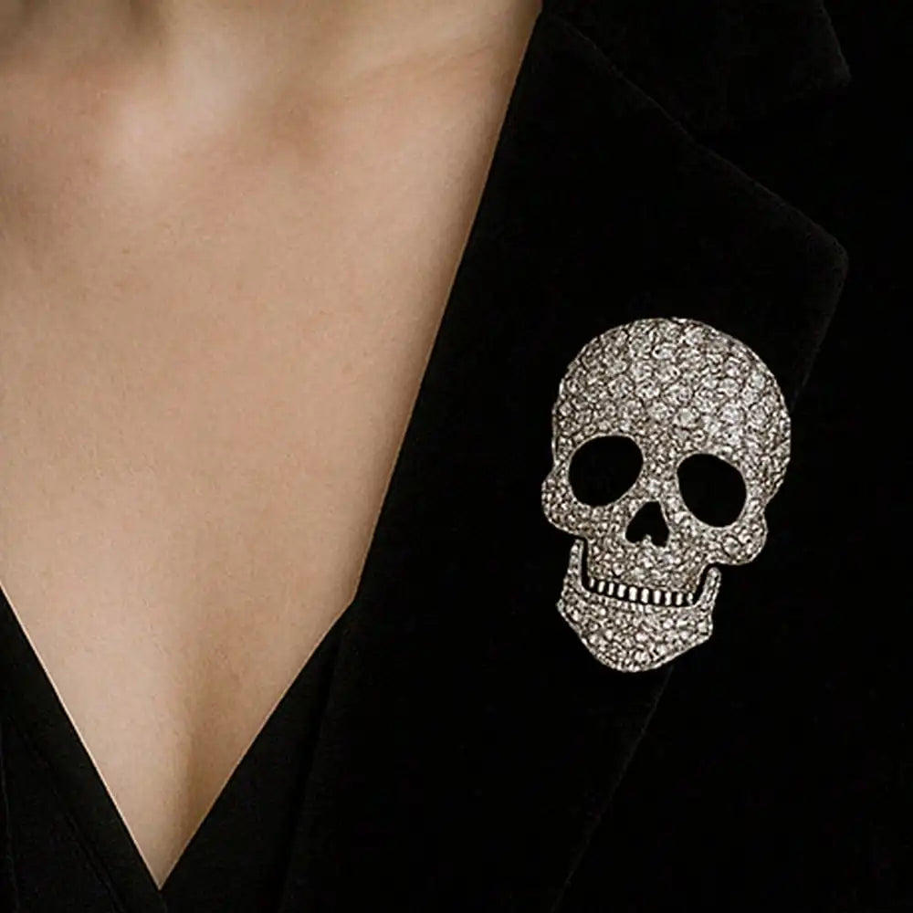Rhinestone skull head Halloween top brooch women's Halloween dark style fashion personality clothing accessories brooch
