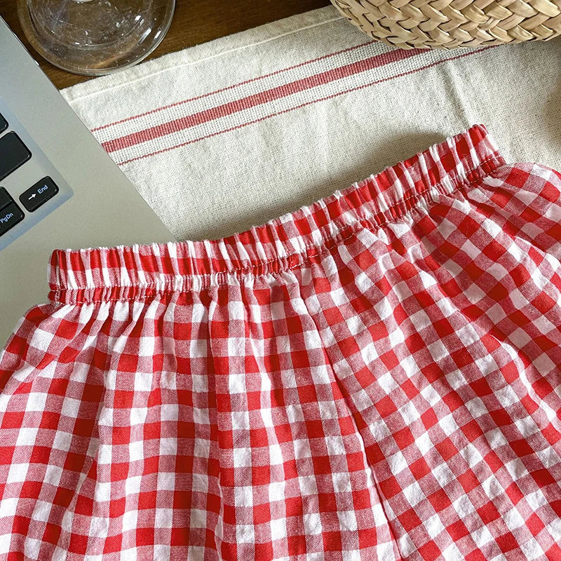 Stylish Korean 2026 New Toddler Plaid Baby Girls' Summer Shorts Breathable Comfortable Cool Boys Summer Beach Shorts