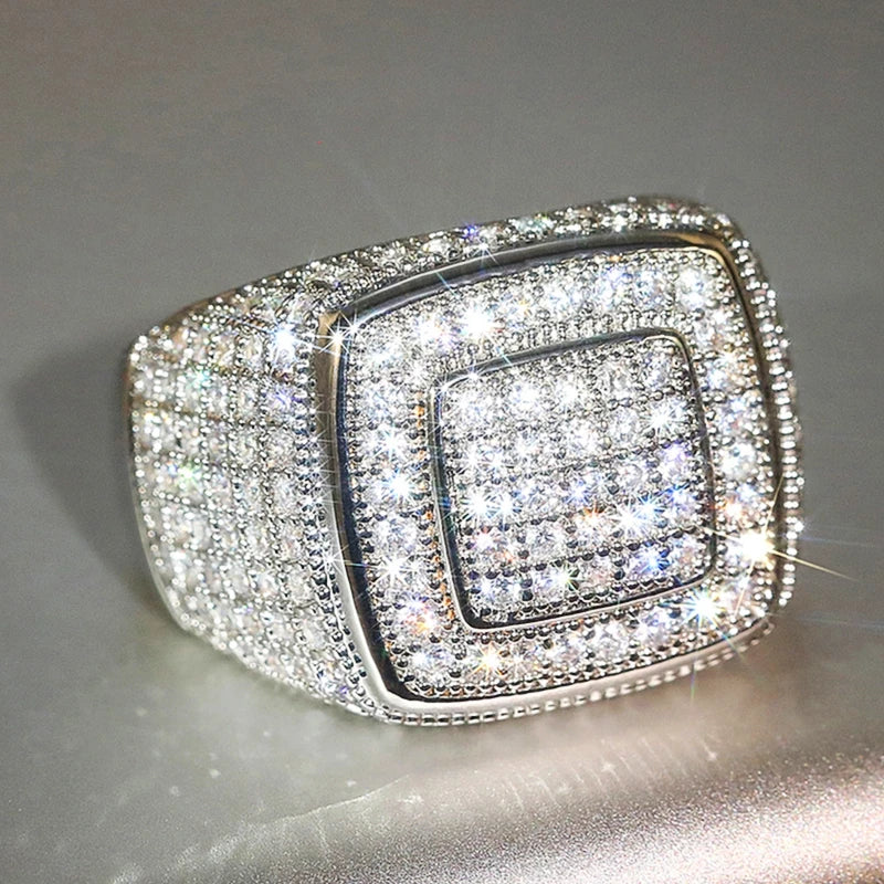 Huitan Sparkling Women Rings for Wedding Engagement Accessories Luxury Silver Color Full Bling Iced Out Gorgeous Female Jewlery