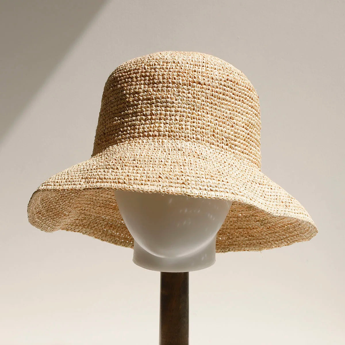 2026 new Raffia Straw Bucket Hat Women Summer Bikini Beach Hat Female Korean Travel Sun Protection Breathable Fisherman Hat