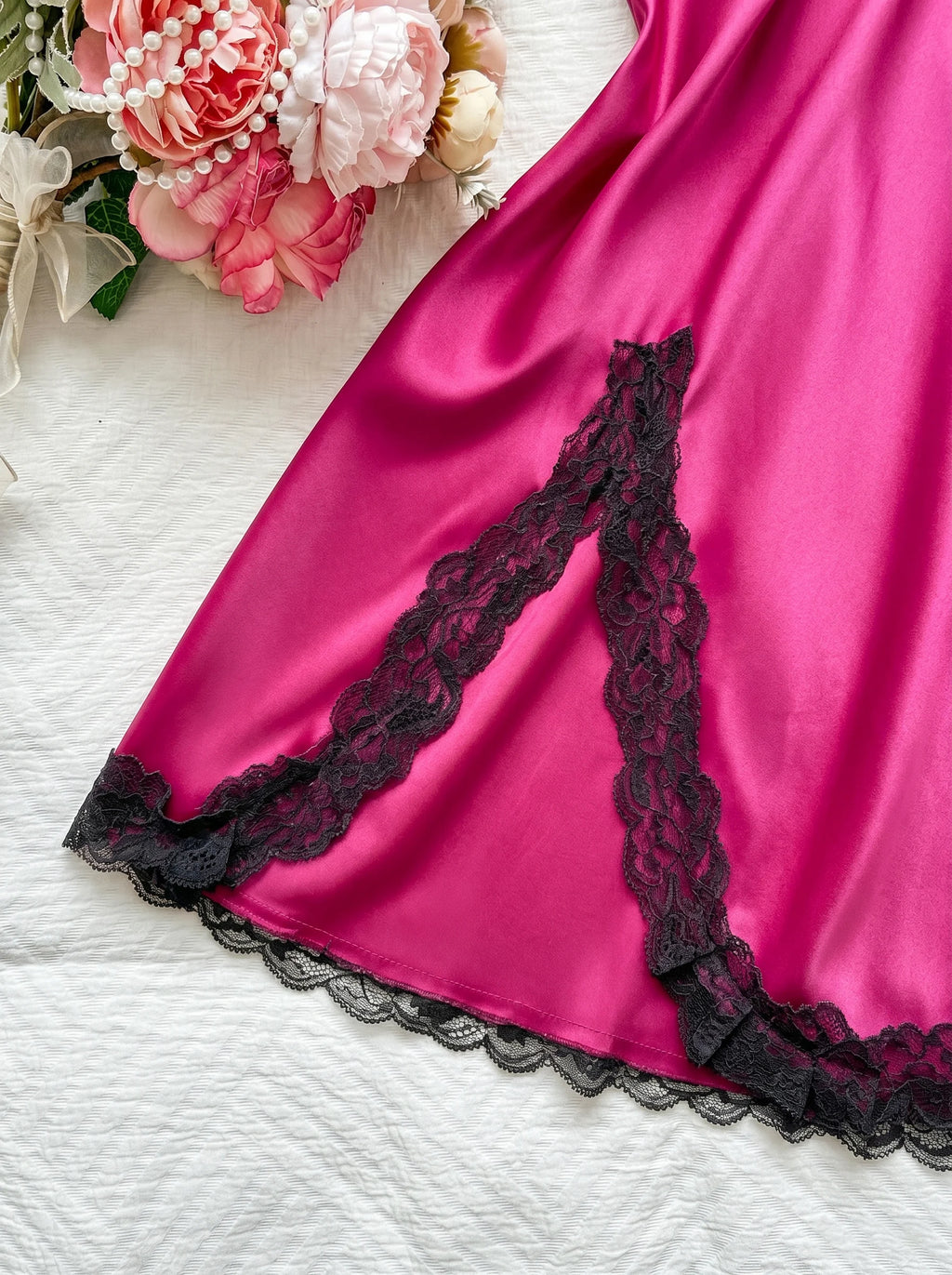 Women Elegant Nightdress Lace Patchwork V Neck Fashion Solid Halter Dress Thin and Breathable Pajamas Ladies Satin Loungewear