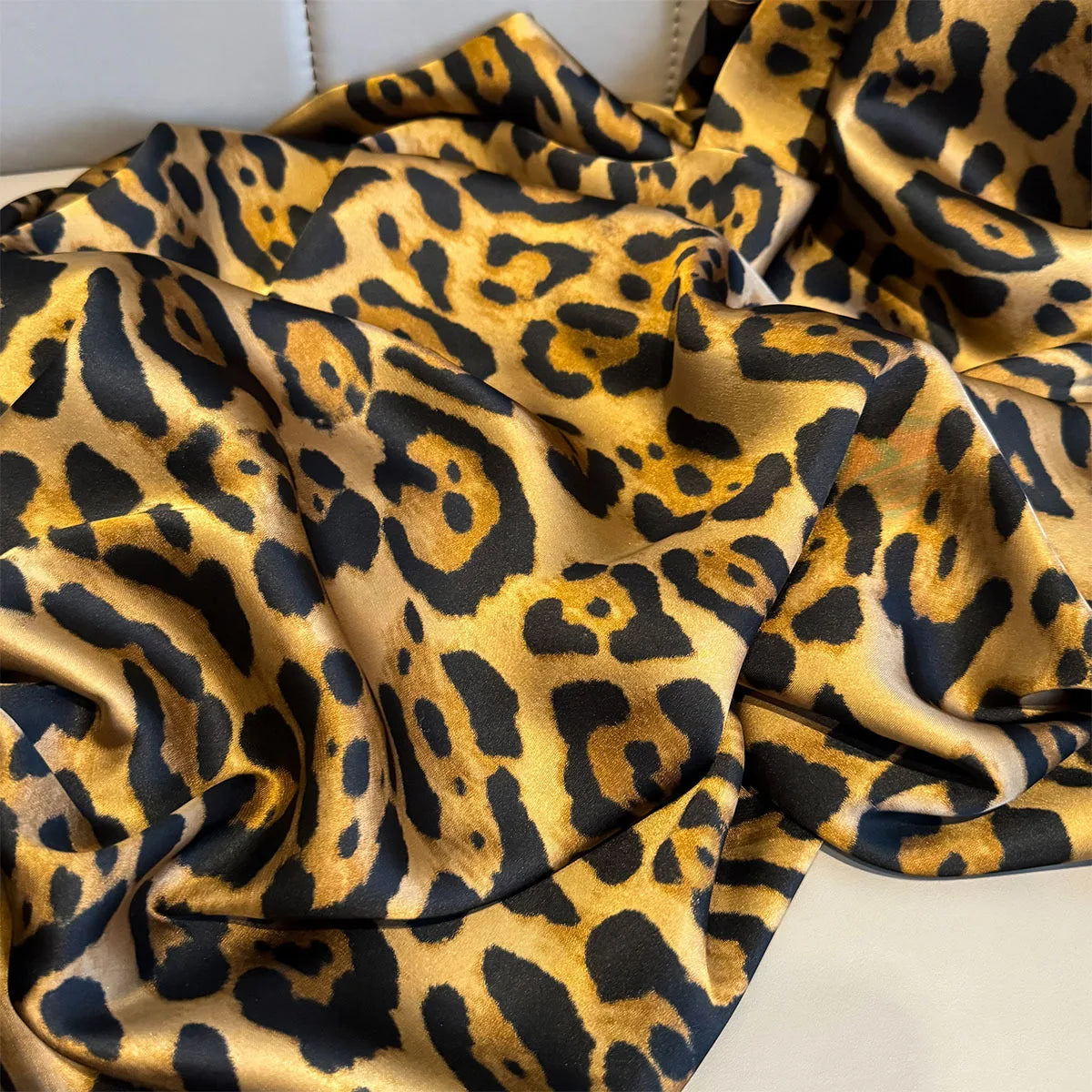 Spring Autumn Leopard Silk Scarf Women's Luxury Design Smooth Scarf Soft Shawl Beach Sun Protection 80x180cm Foulard Bandana
